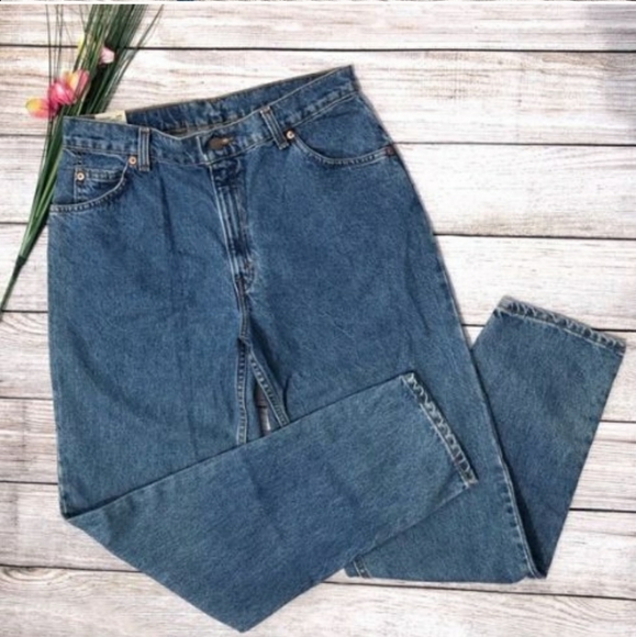 Levi’s Vintage 10950 Tapered Leg High Rise Jeans - Picture 2 of 7